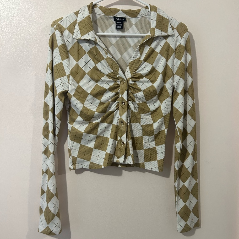 Tan and white collared crop top.